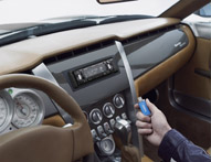 DXZ578RUSB in car