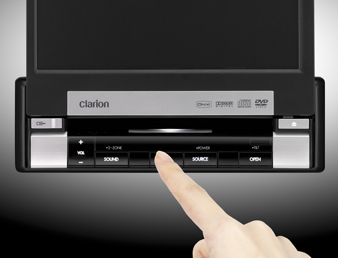 春先取りの Clarion VRX588RUSB | UK カーナビ