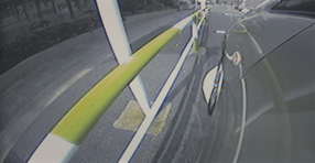 狭道走行時の映像