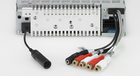 2 voltų / 4 kanalų garso tarpinė išvestis