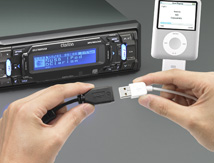 Задний порт USB с управлением iPod